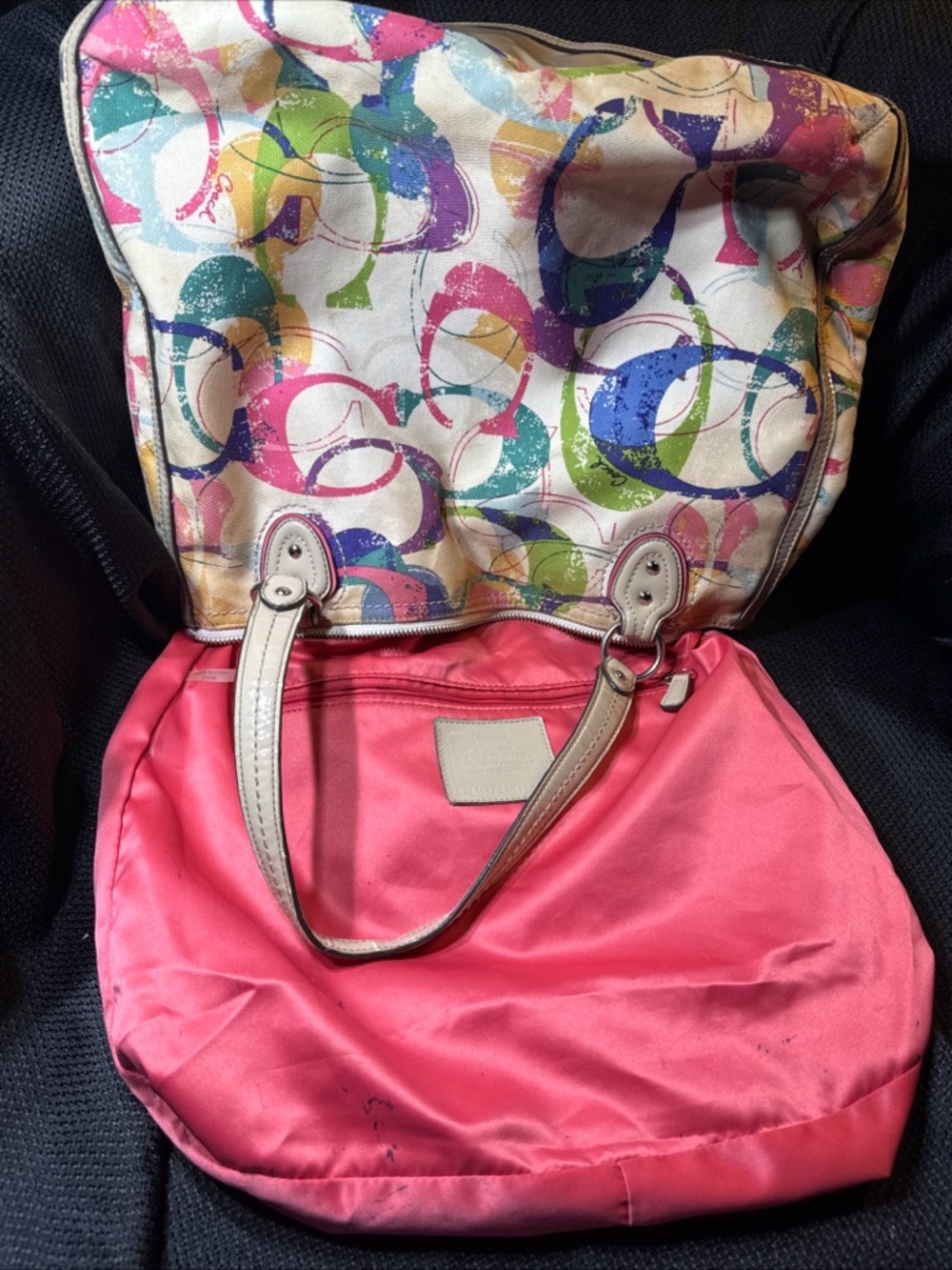 Coach Poppy Stamped C Hallie Tote handbag. Multicolor - Picture 13 of 17